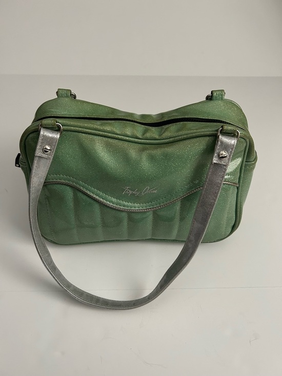 Trophy Queen Handbags - Trophy Queen Green Shoulder Bag with Silver Handles